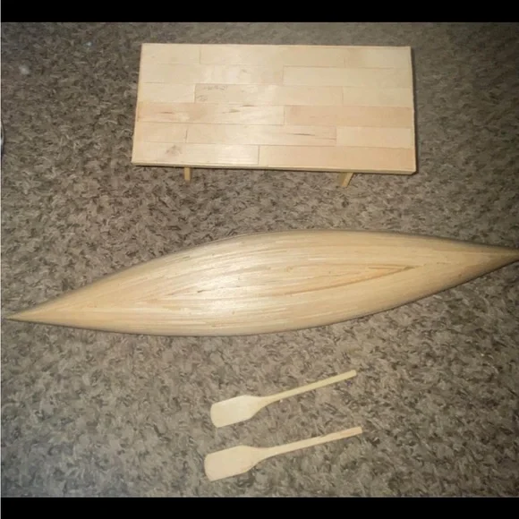 Completely Handmade boat with paddles - Picture 10 of 16